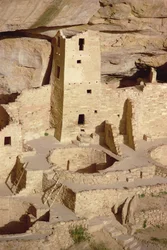 Überreste der Klippenwohnungen der Pueblo-Indianer, gebaut im 11.-14. Jahrhundert